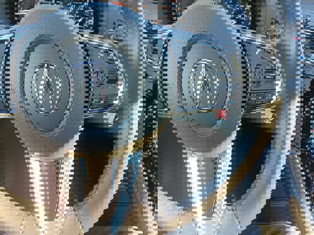 Used 2025 Acura RDX SH-AWD image 21