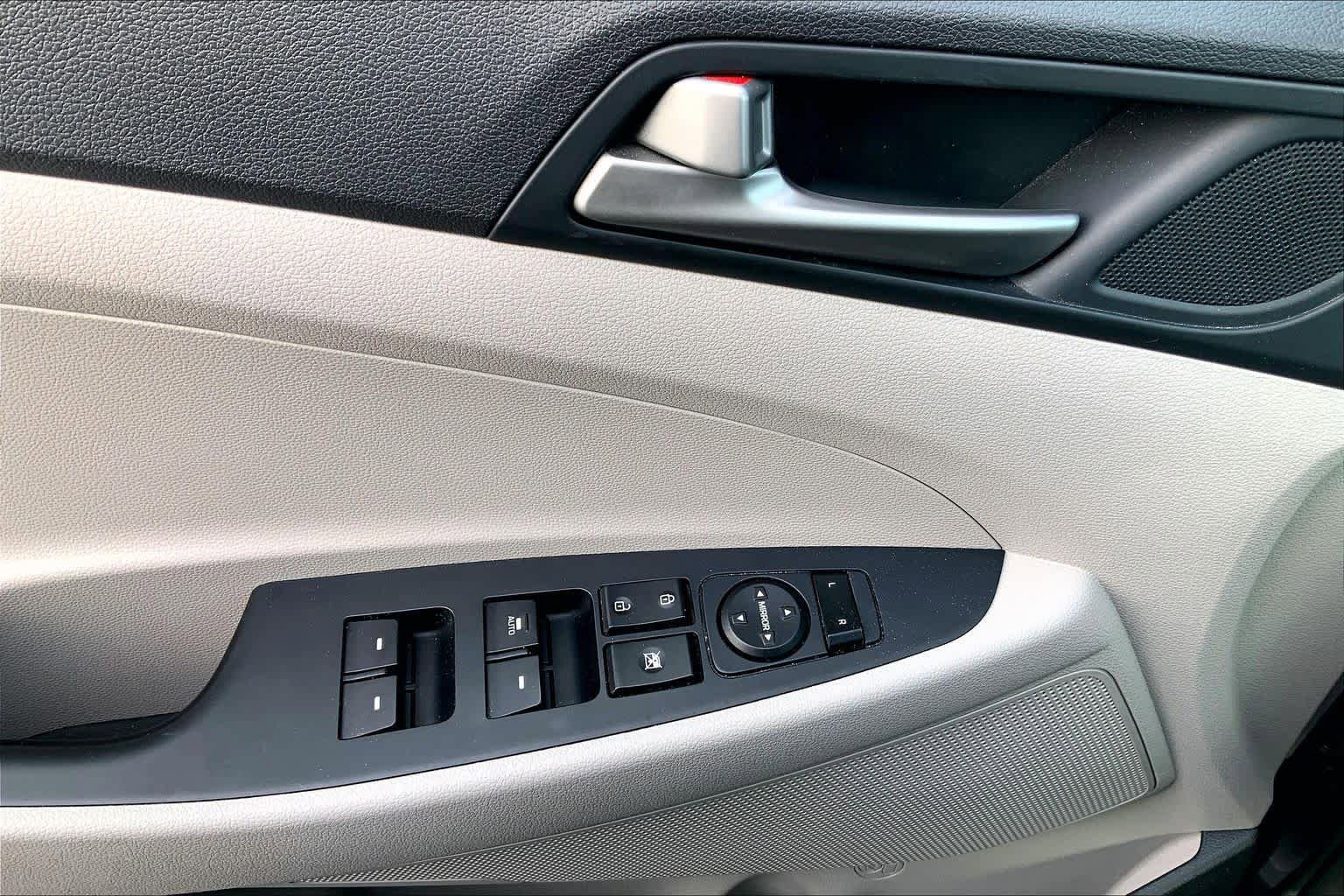 Used 2018 Hyundai Tucson SEL AWD/4WD image 36