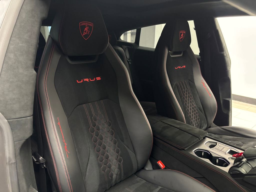 Used 2023 Lamborghini Urus Performante image 98