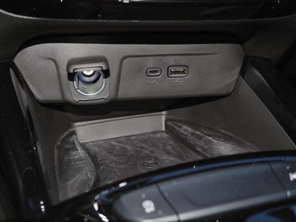 Certified 2024 Chevrolet Trax ACTIV w/ Sunroof Package image 15