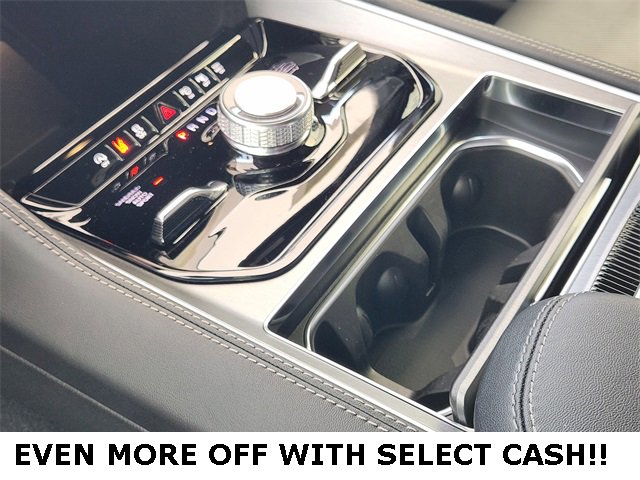 New 2025 Jeep Wagoneer Series II w/ Convenience Group I image 15