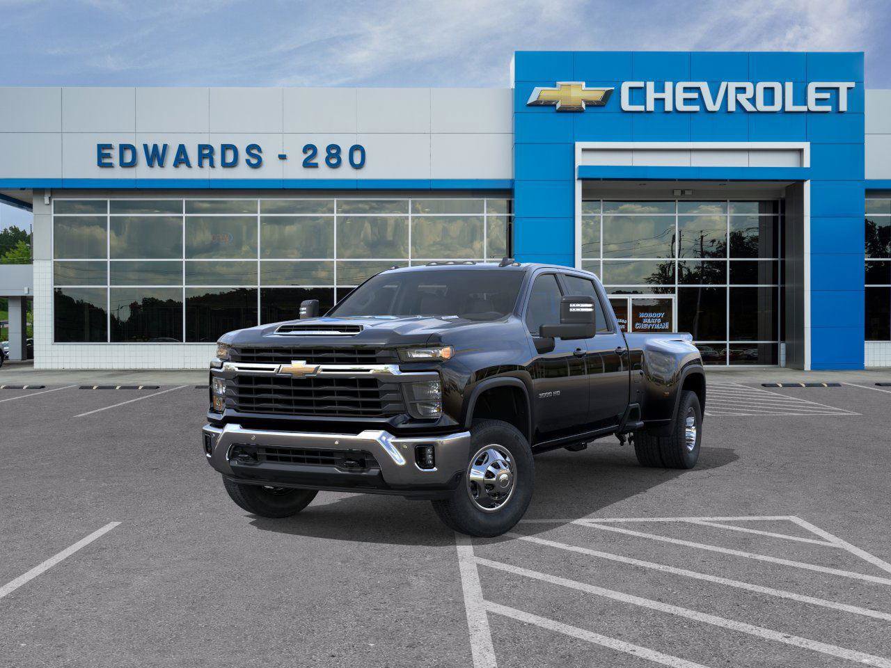 New 2026 Chevrolet Silverado 3500 LT w/ All Star Edition image 8
