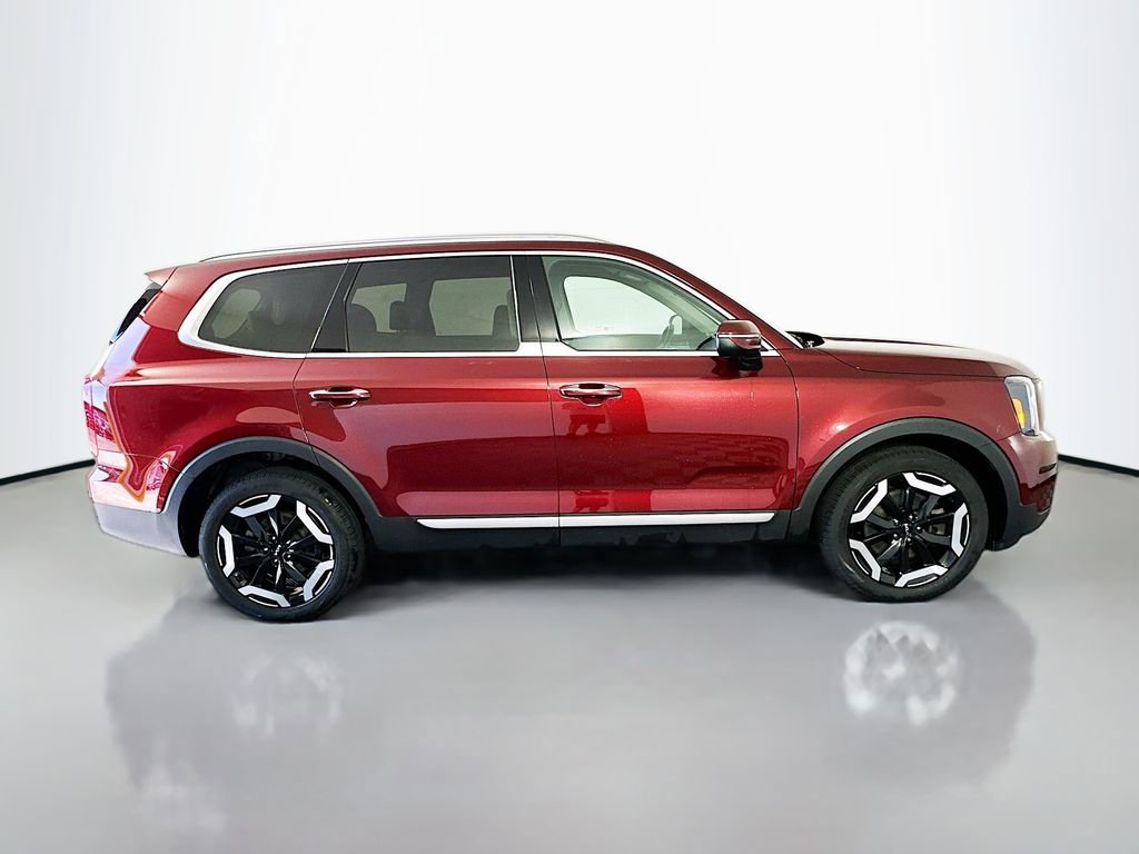 Used 2023 Kia Telluride S image 8