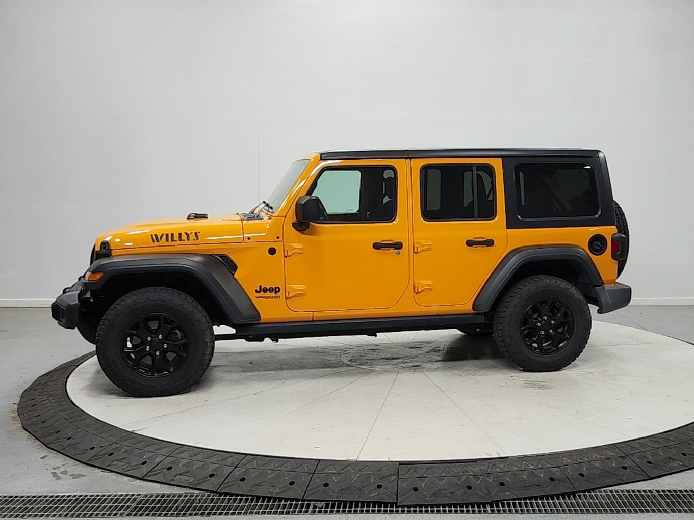 Used 2021 Jeep Wrangler Unlimited Sport AWD/4WD image 4