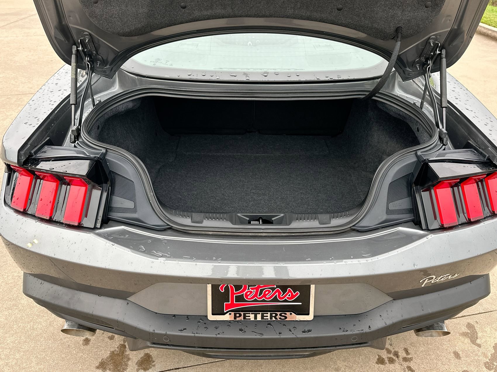 Used 2024 Ford Mustang GT RWD image 21