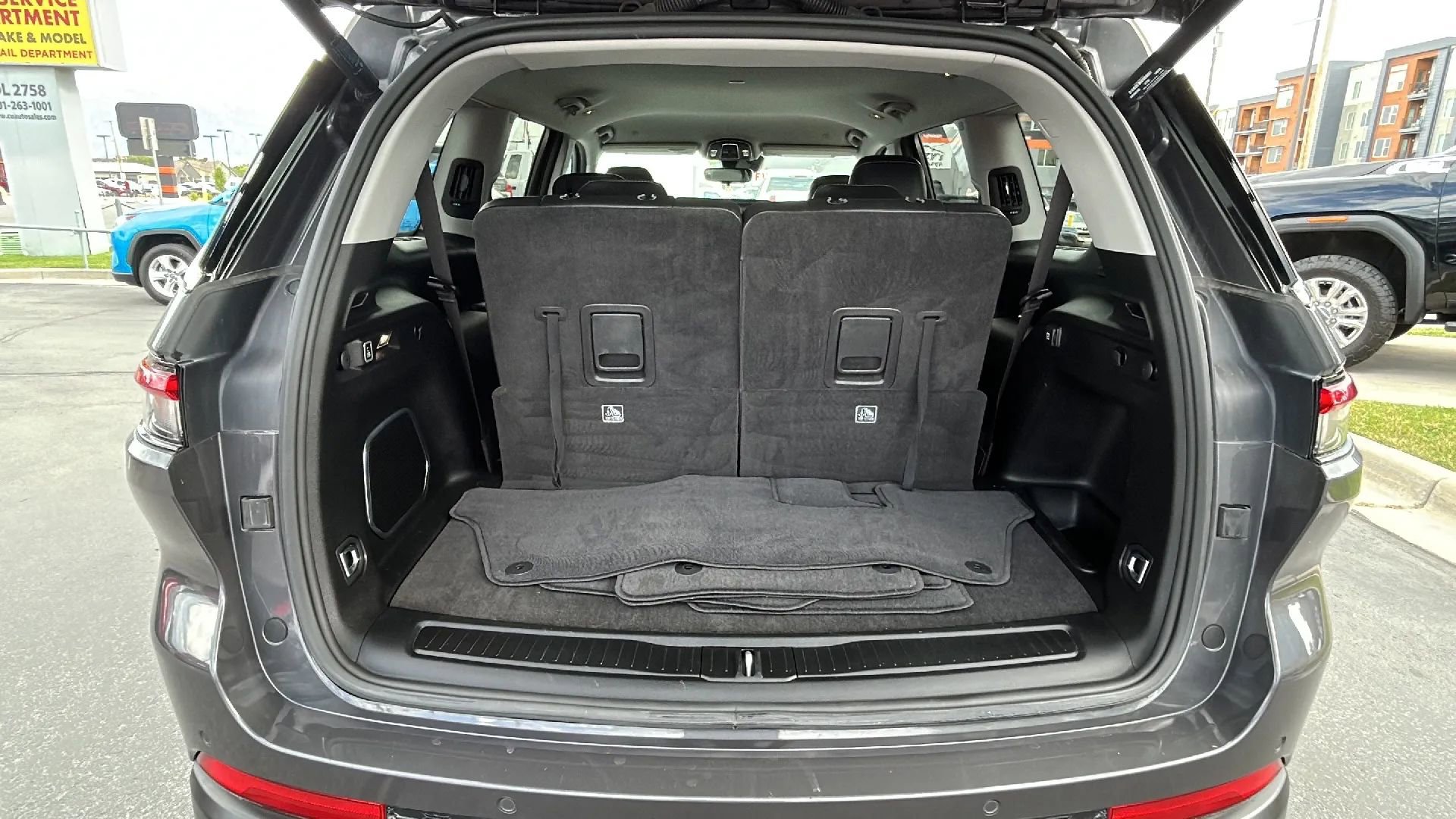 Used 2021 Jeep Grand Cherokee L Limited image 14