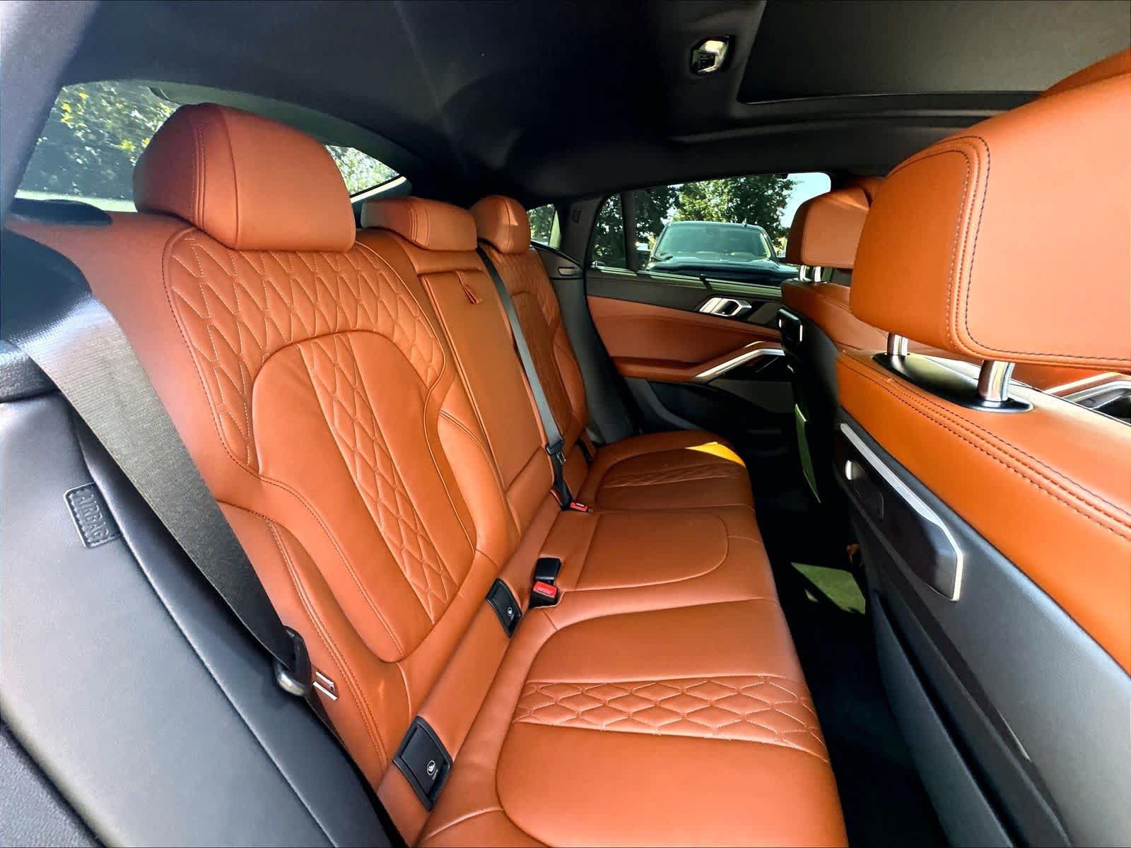 Used 2026 BMW X6 M60i w/ Executive Package AWD/4WD image 28