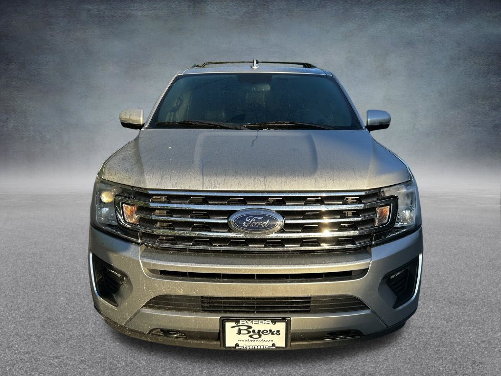 Used 2019 Ford Expedition XLT w/ Equipment Group 202A AWD/4WD image 8