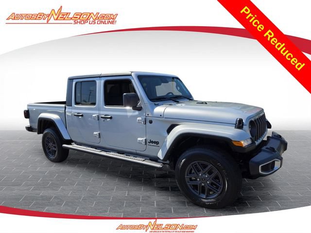 Used 2024 Jeep Gladiator Sport