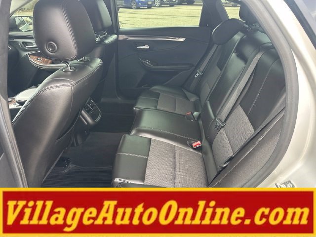 Used 2015 Chevrolet Impala LT w/ Convenience Package FWD image 27