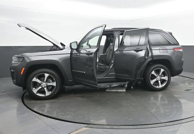 New 2026 Jeep Grand Cherokee Limited AWD/4WD image 55