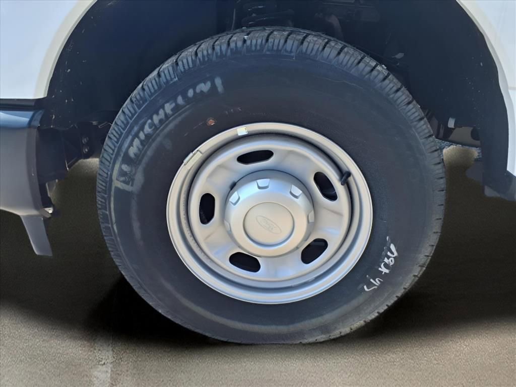 Used 2024 Ford F350 XL image 25