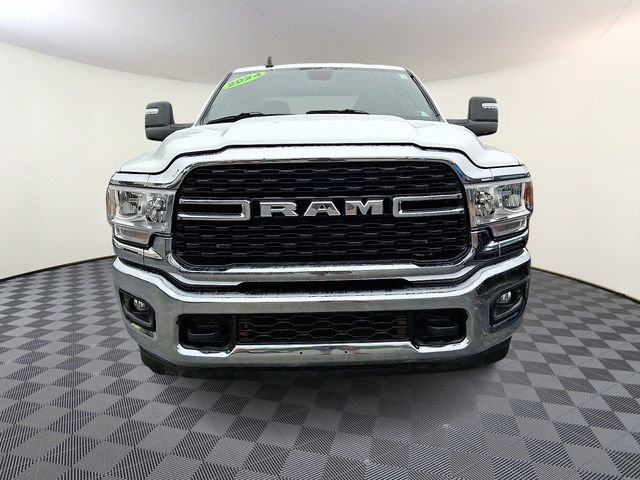 Used 2024 RAM 2500 Big Horn AWD/4WD image 2