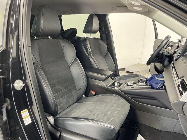 Used 2024 Mitsubishi Outlander SE FWD image 27