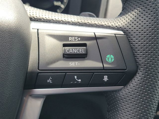 New 2025 Mitsubishi Outlander SE image 29