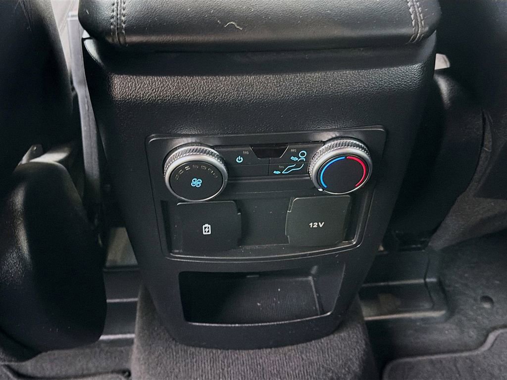 Used 2020 Ford Explorer XLT image 35