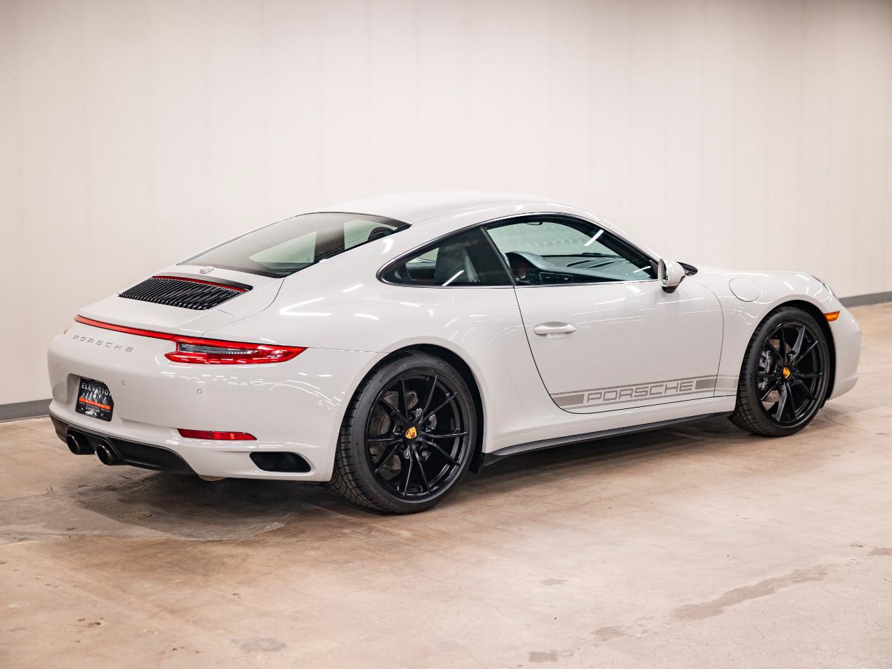 Used 2019 Porsche 911 Carrera 4 AWD/4WD image 40