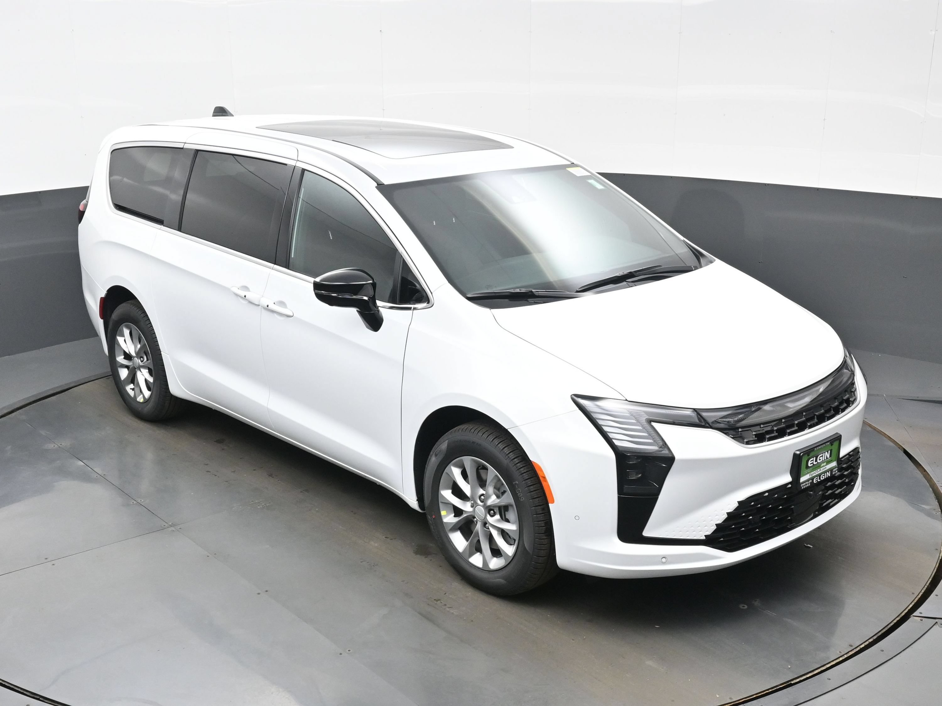 New 2027 Chrysler Pacifica Select AWD/4WD image 28