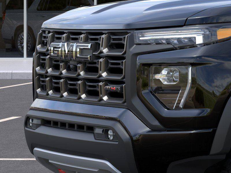 New 2026 GMC Canyon AT4X w/ LPO, Black Badging Package AWD/4WD image 13