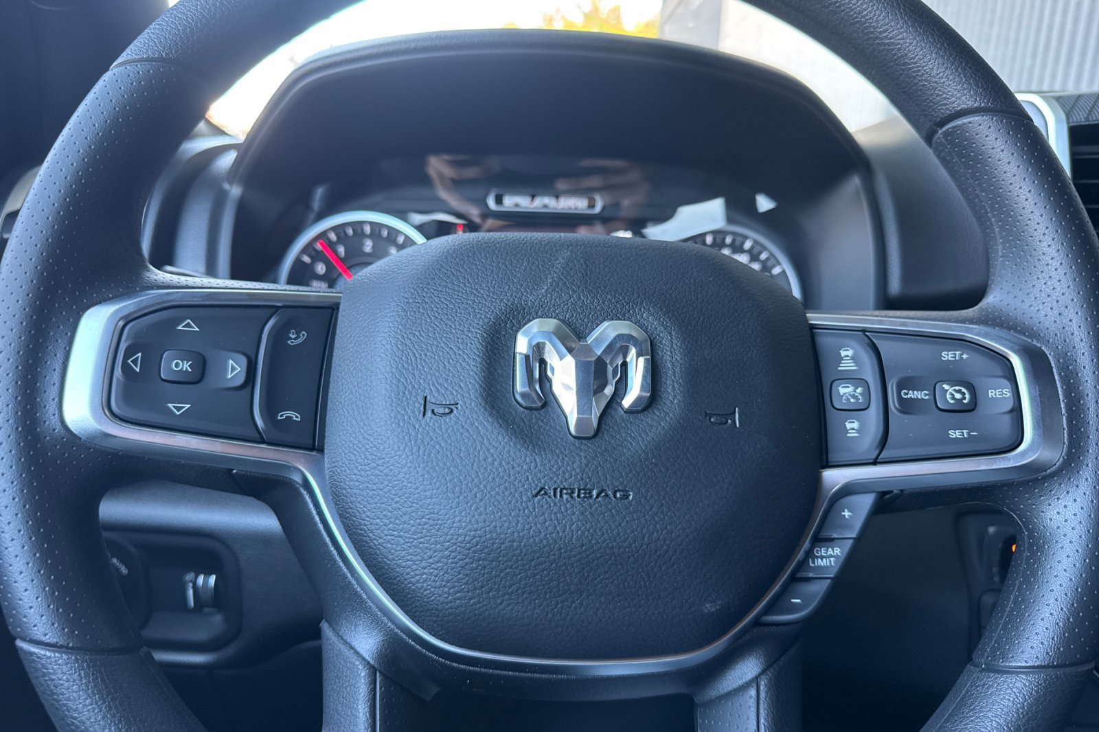 New 2026 RAM 1500 Express AWD/4WD image 21
