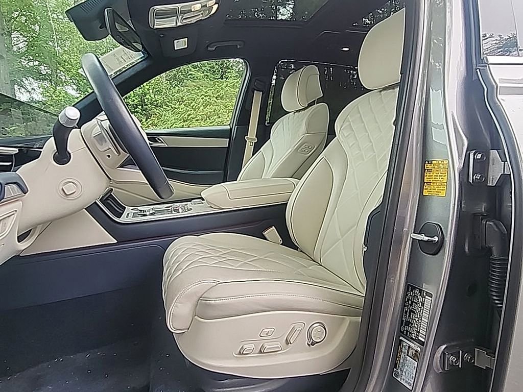 Certified 2026 Genesis GV80 3.5T Prestige AWD/4WD image 9