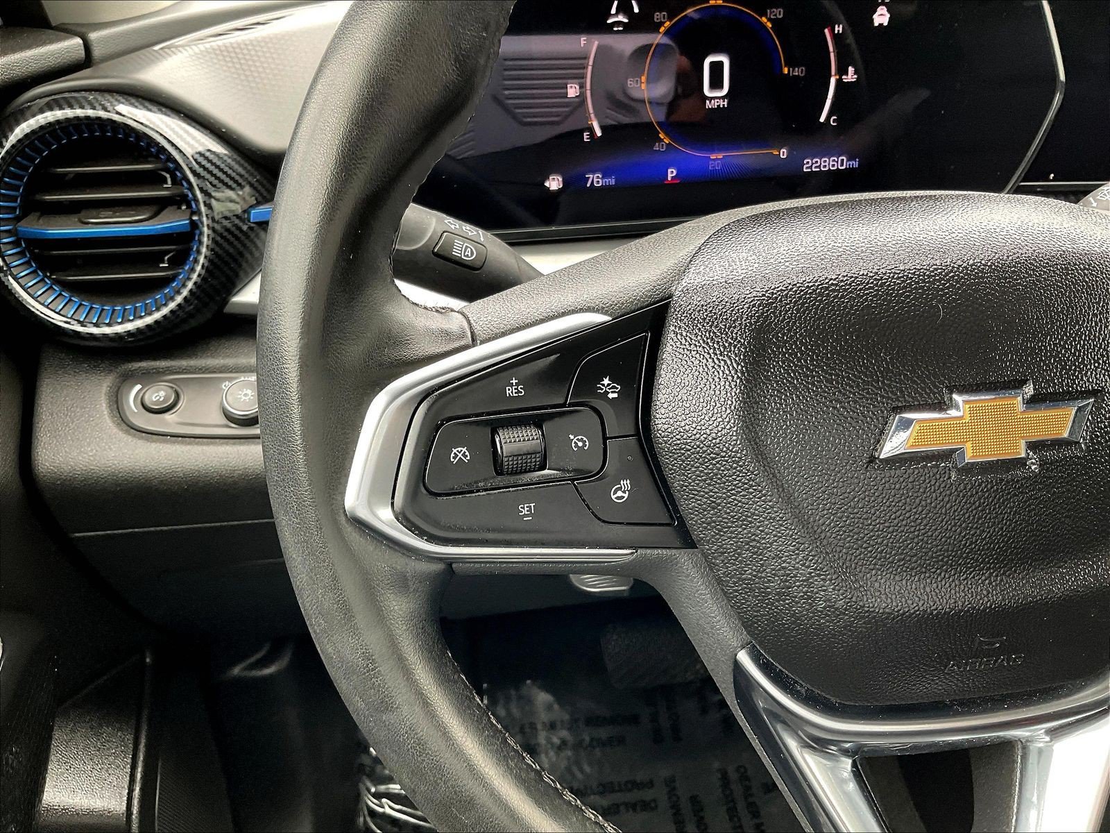 Used 2025 Chevrolet Trax LT w/ Driver Confidence Package FWD image 14