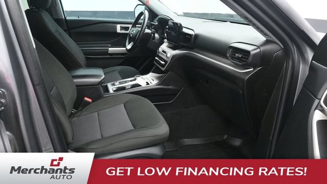 Used 2023 Ford Explorer XLT AWD/4WD image 10