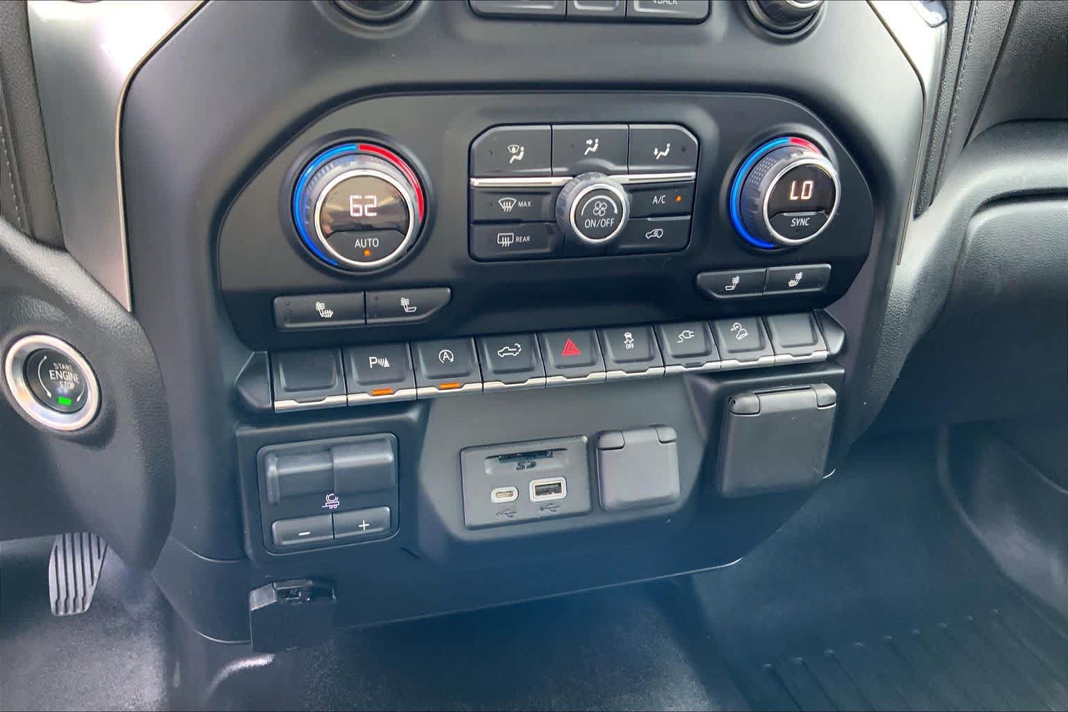 Used 2019 Chevrolet Silverado 1500 LT w/ Texas Edition AWD/4WD image 30