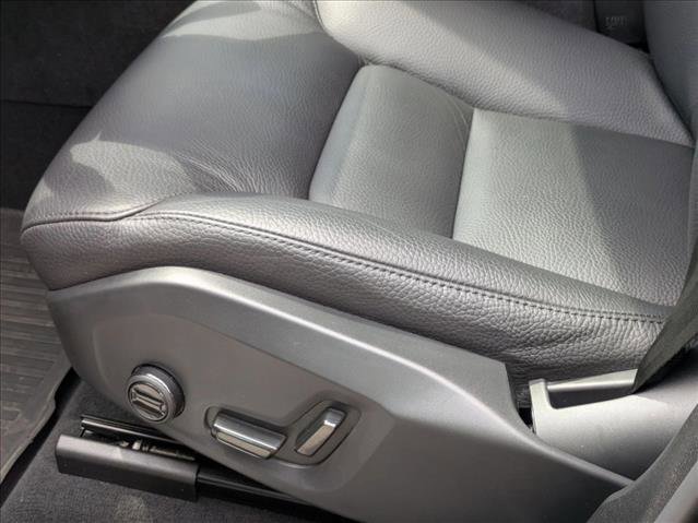 Used 2024 Volvo XC60 B5 Plus AWD/4WD image 4