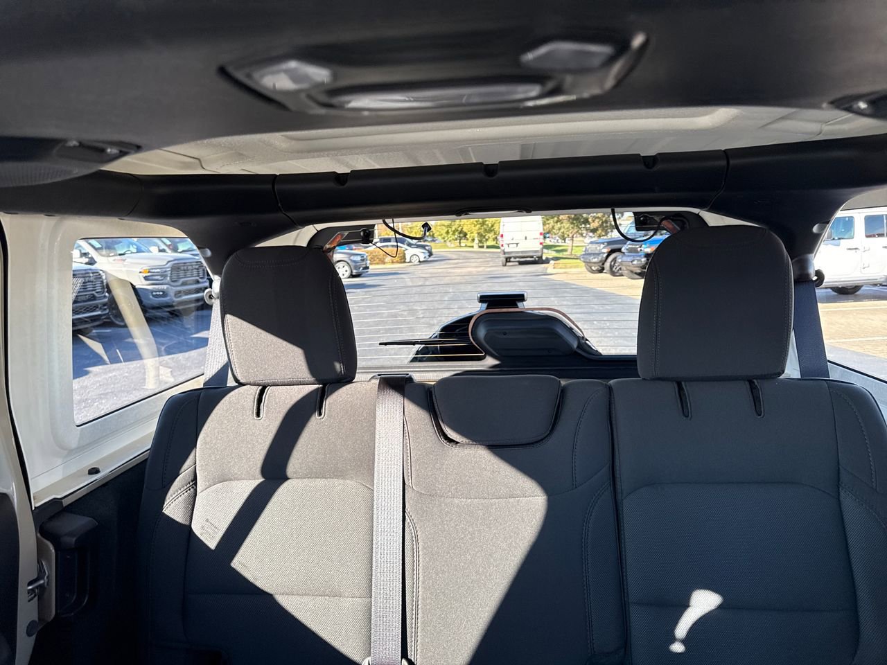 Used 2022 Jeep Wrangler Unlimited Sport image 23