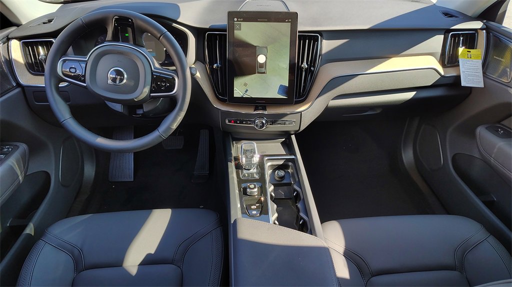 New 2026 Volvo XC60 B5 Plus w/ Climate Package image 13
