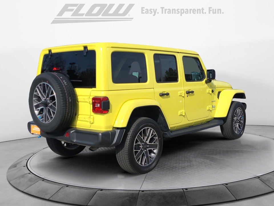 Used 2023 Jeep Wrangler Sahara w/ Cold Weather Group image 8