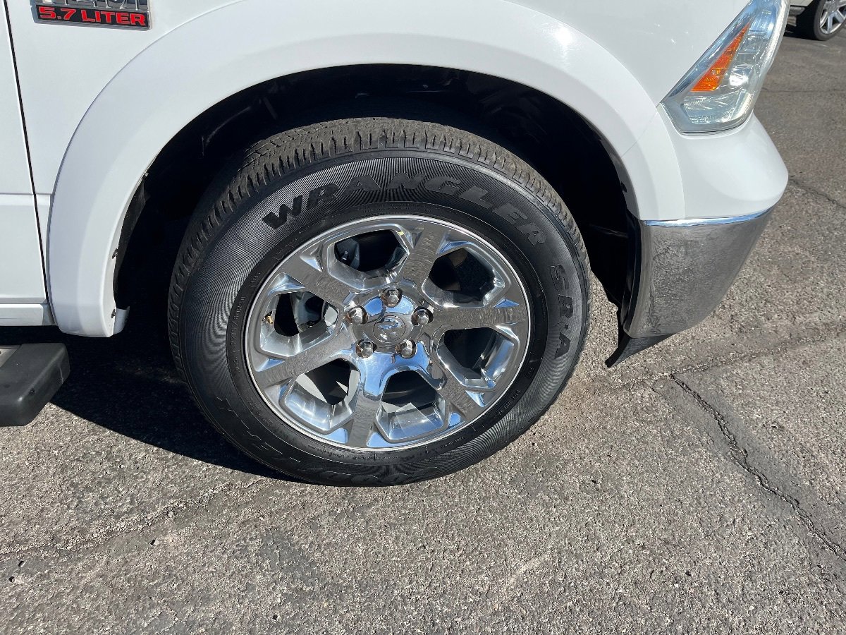 Used 2017 RAM 1500 Laramie RWD image 44