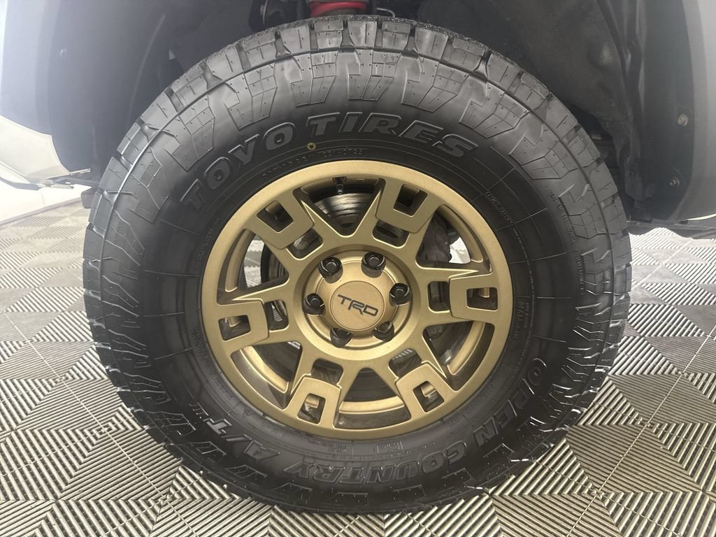 Used 2021 Toyota Tacoma TRD Pro AWD/4WD image 30