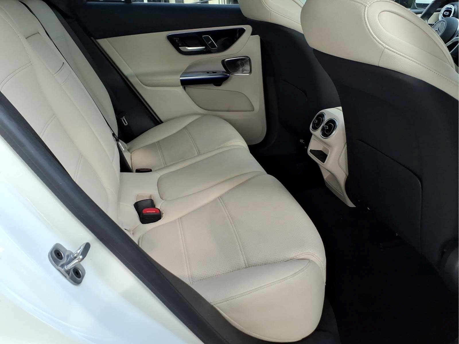 Certified 2023 Mercedes-Benz GLC 300 4MATIC image 26