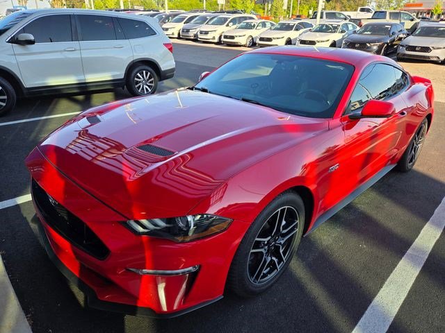 Used 2019 Ford Mustang GT RWD image 4
