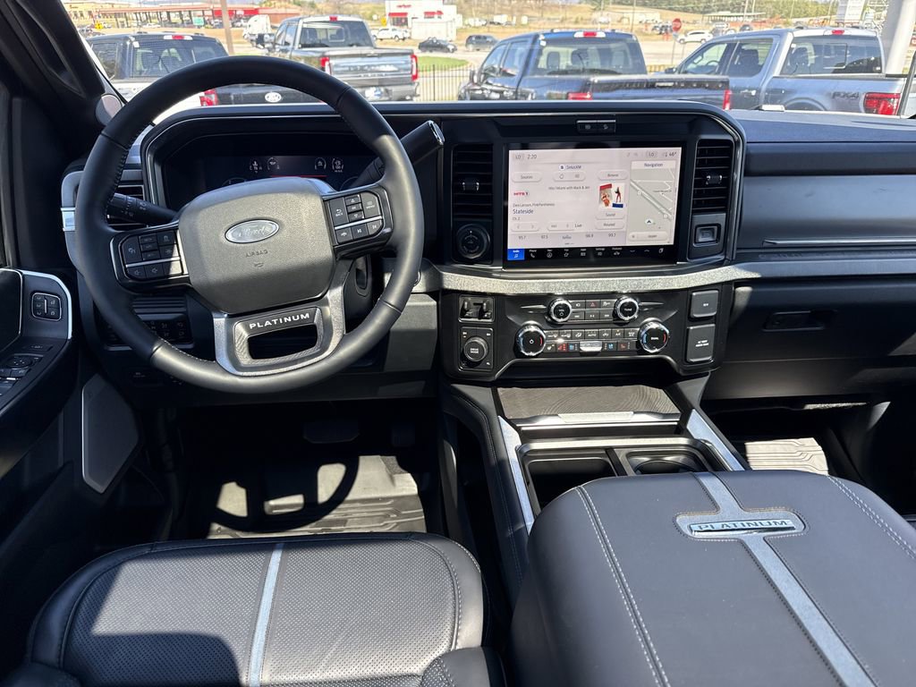 Used 2025 Ford F250 Platinum image 21