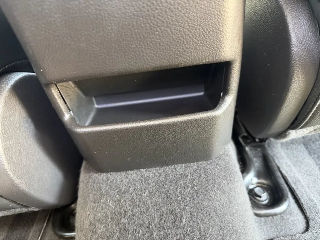 Used 2016 Ford Focus SE w/ Equipment Group 201A FWD image 30