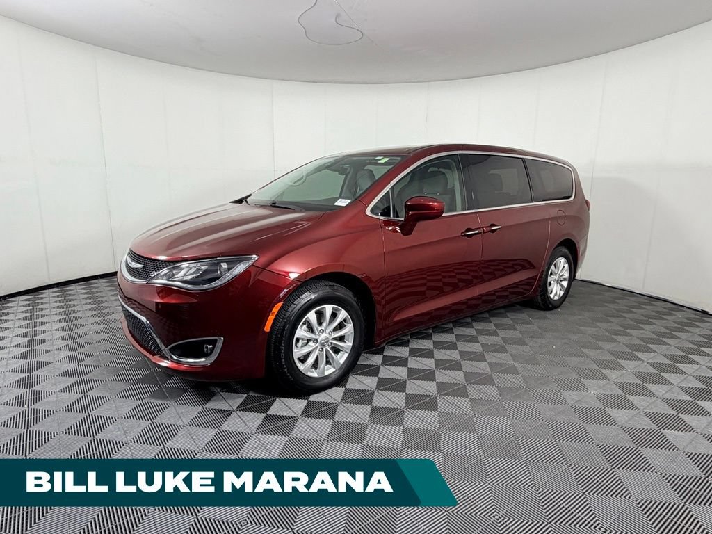Used 2018 Chrysler Pacifica Touring Plus FWD image 1