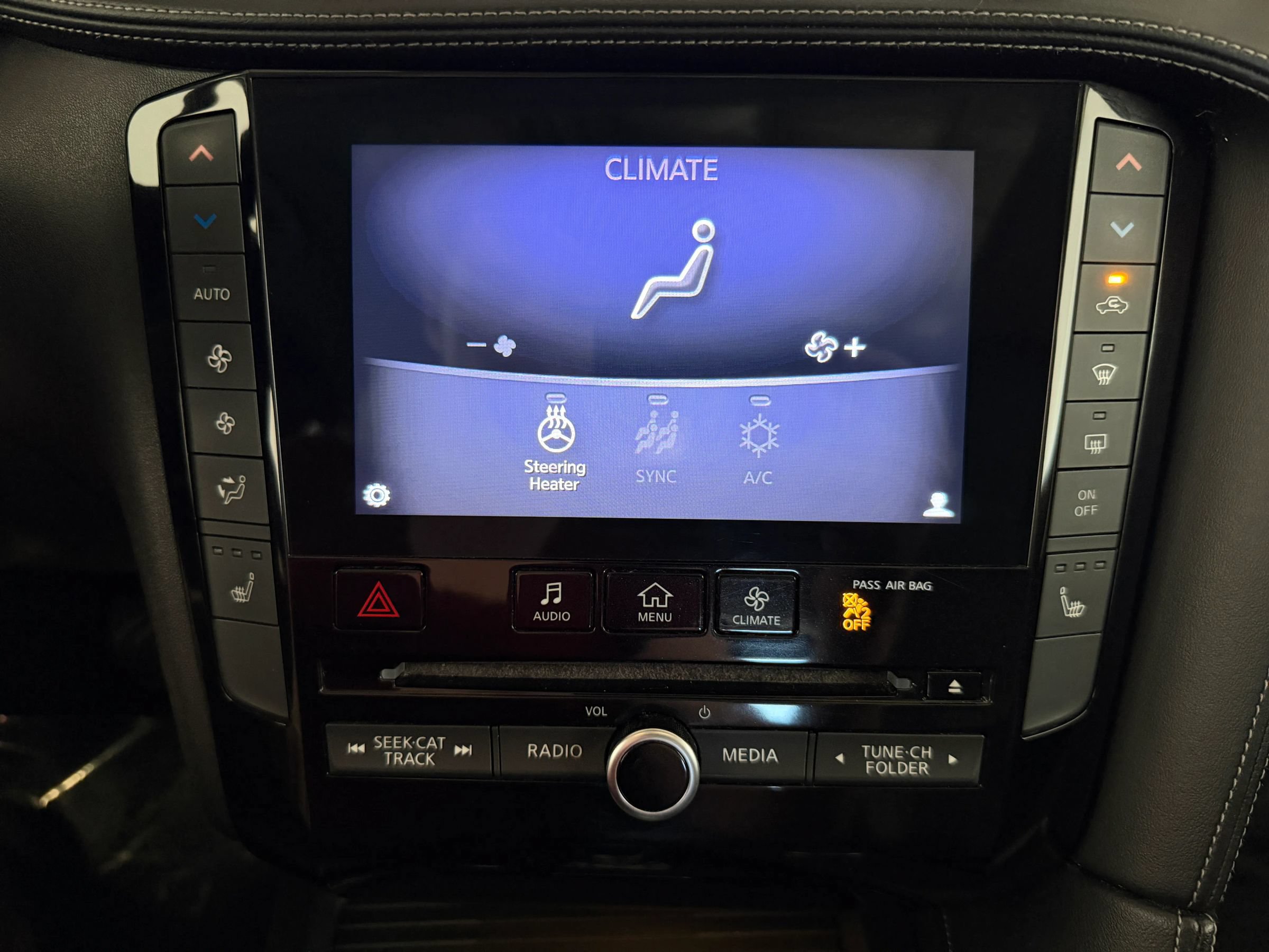 Used 2019 INFINITI QX50 Essential AWD/4WD image 26