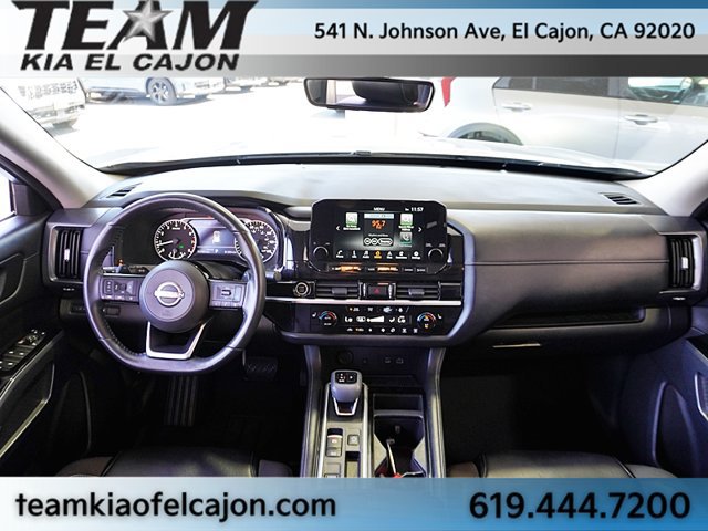Used 2024 Nissan Pathfinder SL FWD image 22