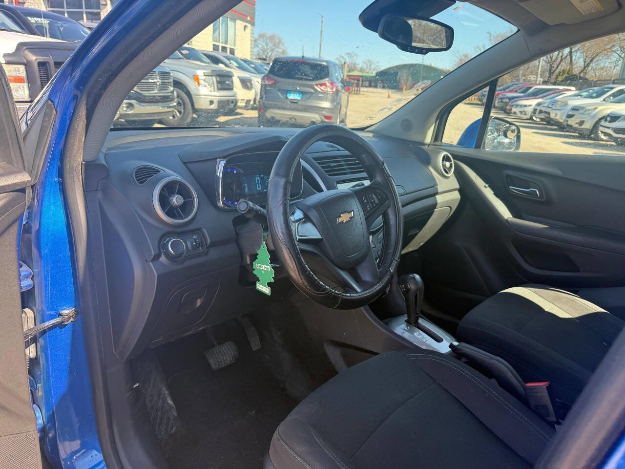Used 2016 Chevrolet Trax LS image 19