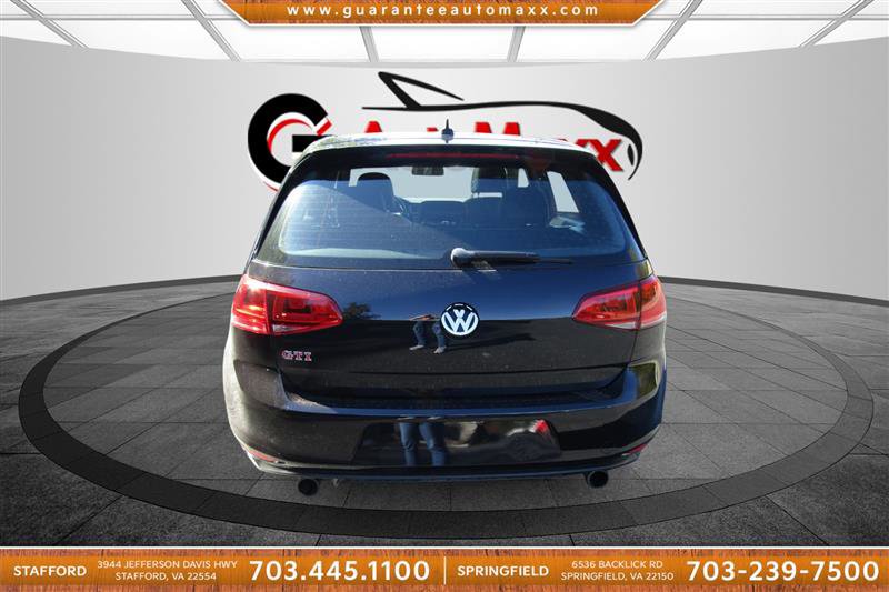 Used 2017 Volkswagen GTI SE image 6