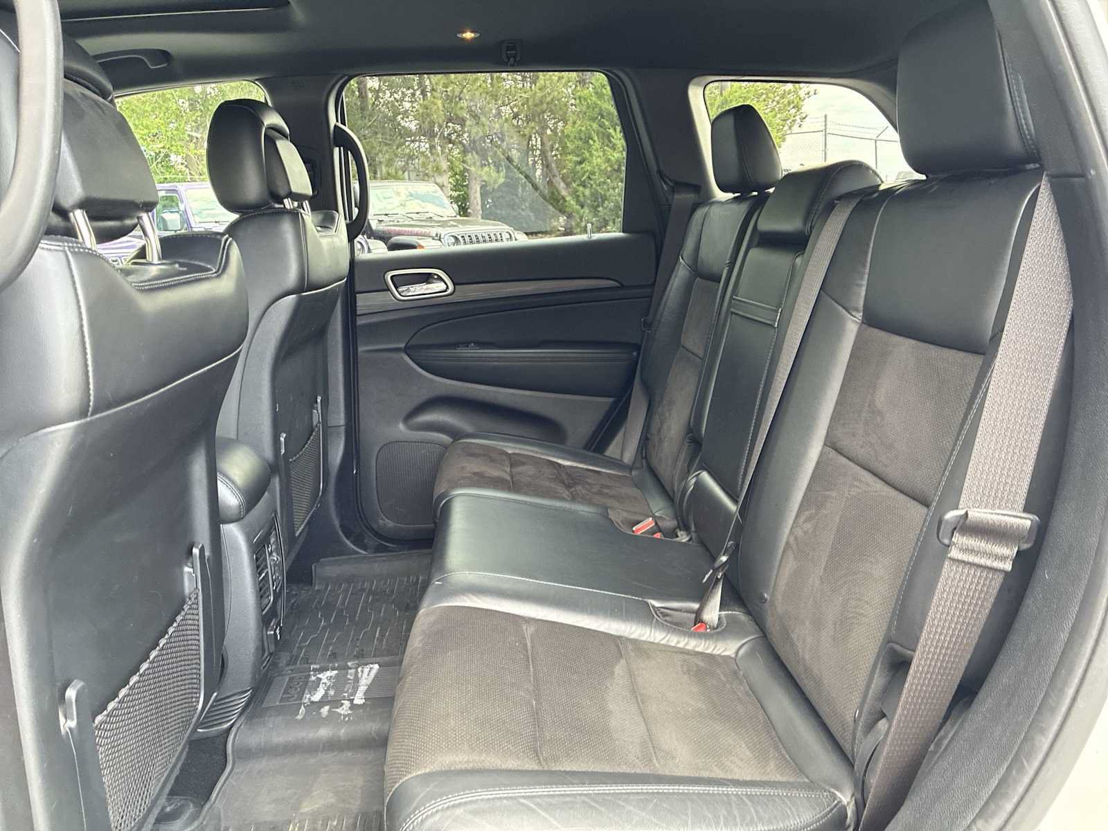 Used 2020 Jeep Grand Cherokee Altitude AWD/4WD image 25