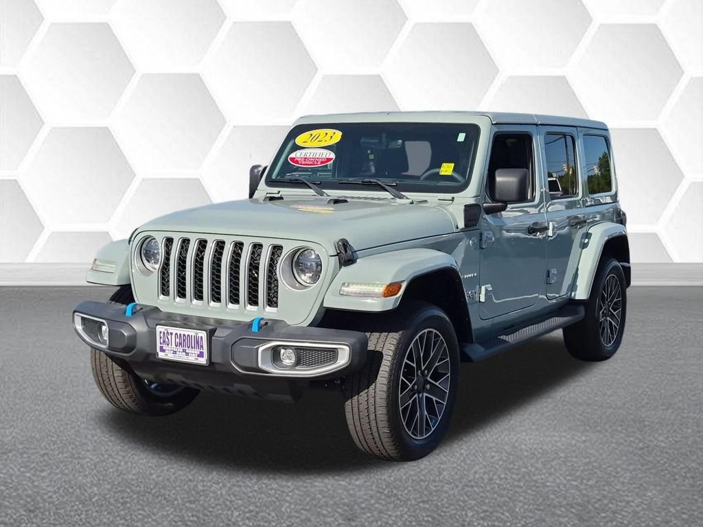 Used 2023 Jeep Wrangler Unlimited Sahara w/ Cold Weather Group AWD/4WD image 7