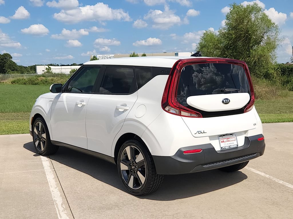 Used 2020 Kia Soul EX w/ Option Group 015 FWD image 12