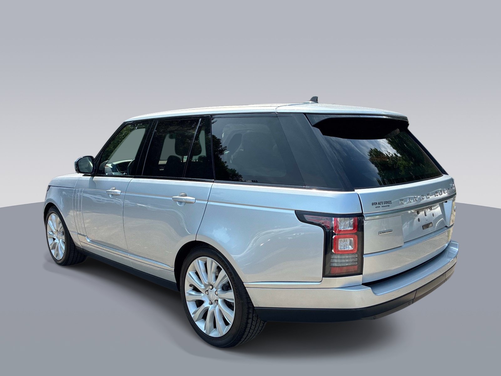 Used 2016 Land Rover Range Rover Supercharged AWD/4WD image 5
