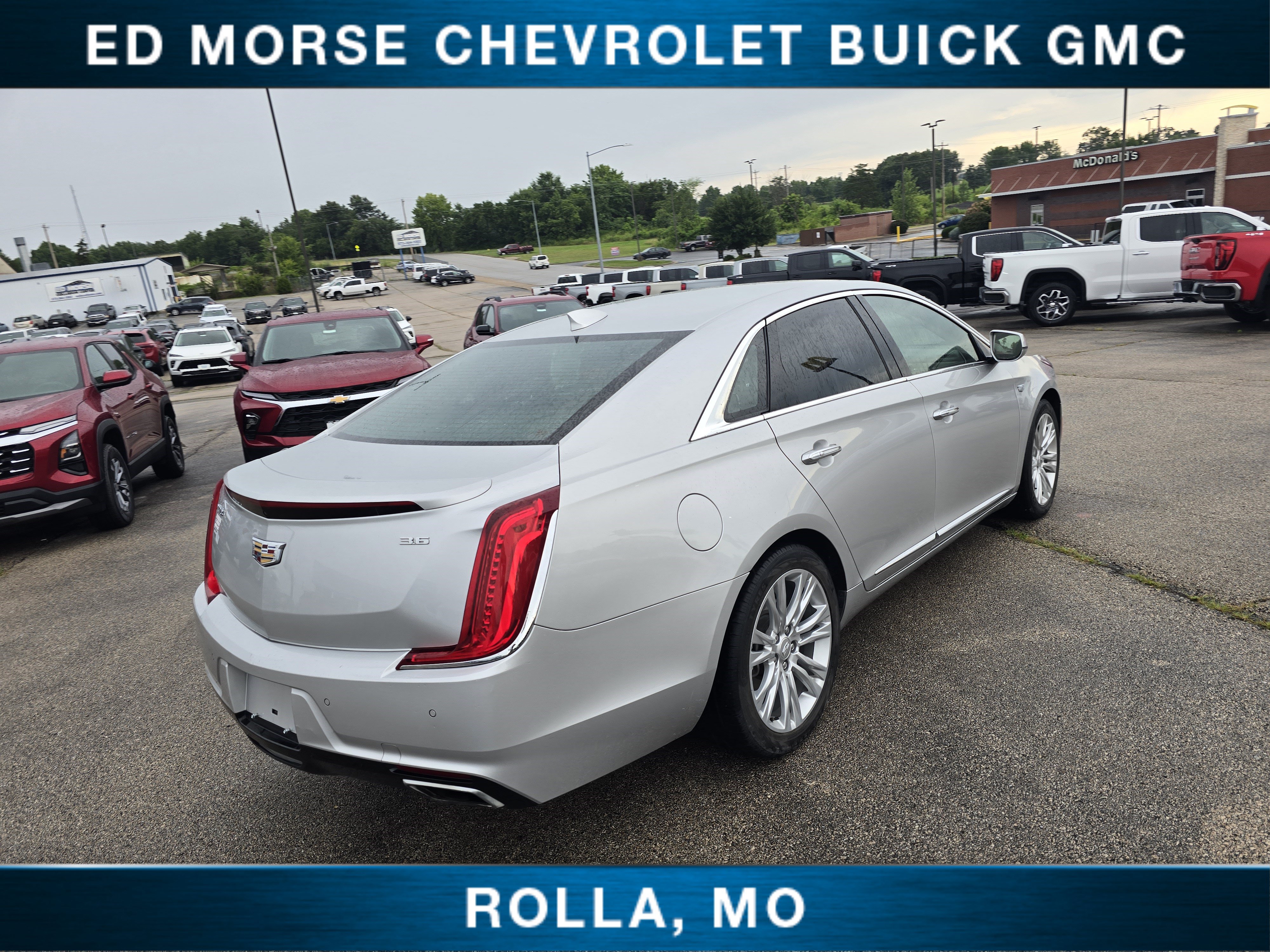 Certified 2019 Cadillac XTS Luxury FWD image 3