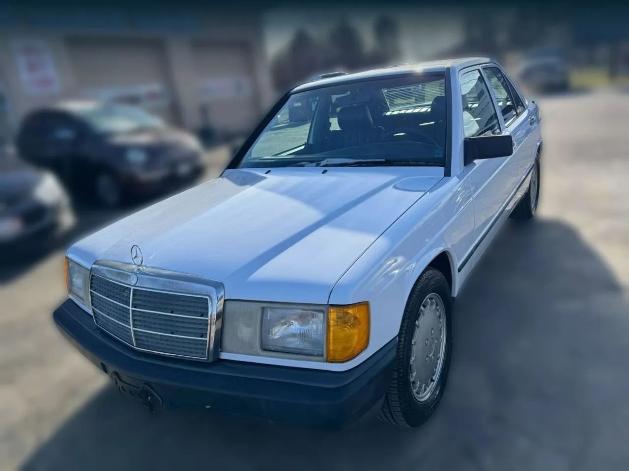 Used 1987 Mercedes-Benz 190 E 2.3 image 2
