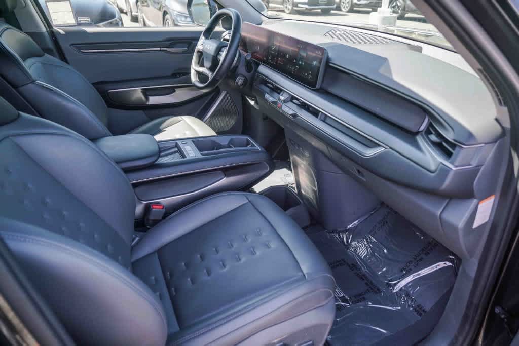 Certified 2024 Kia EV9 Wind AWD/4WD image 12